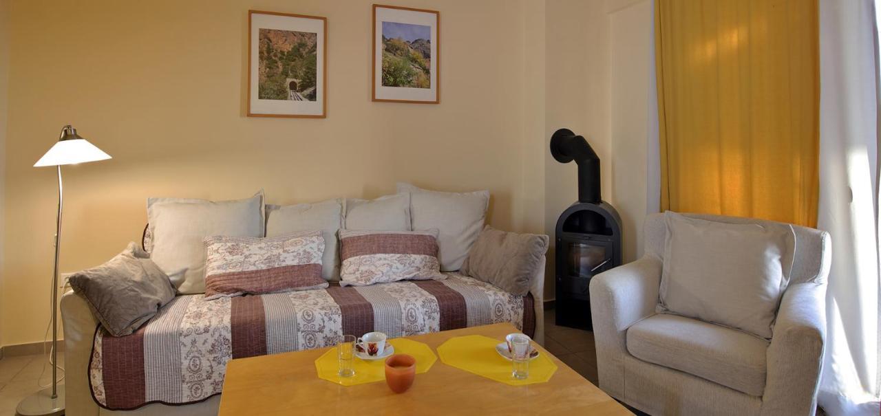 Oasis By The Sea Aparthotel Hiliadú Kültér fotó